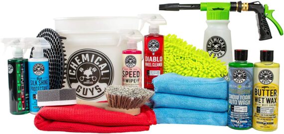 Arsenal Builder Wash Kit Chemical Guys HOL148 16-Piece Arsenal Builder Wash Kit with Torq Blaster Foam Gun, Bucket and (6) 16 Oz Care Products (Gift for Car & Truck Lovers, Dads and DIYers)