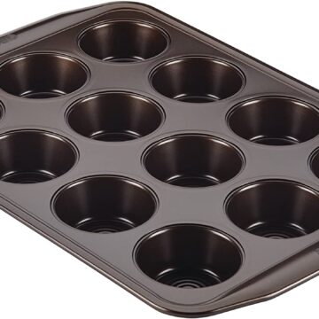 Circulon Nonstick Bakeware Nonstick 12-Cup Muffin Tin / Nonstick 12-Cup Cupcake Tin - 12 Cup, Brown